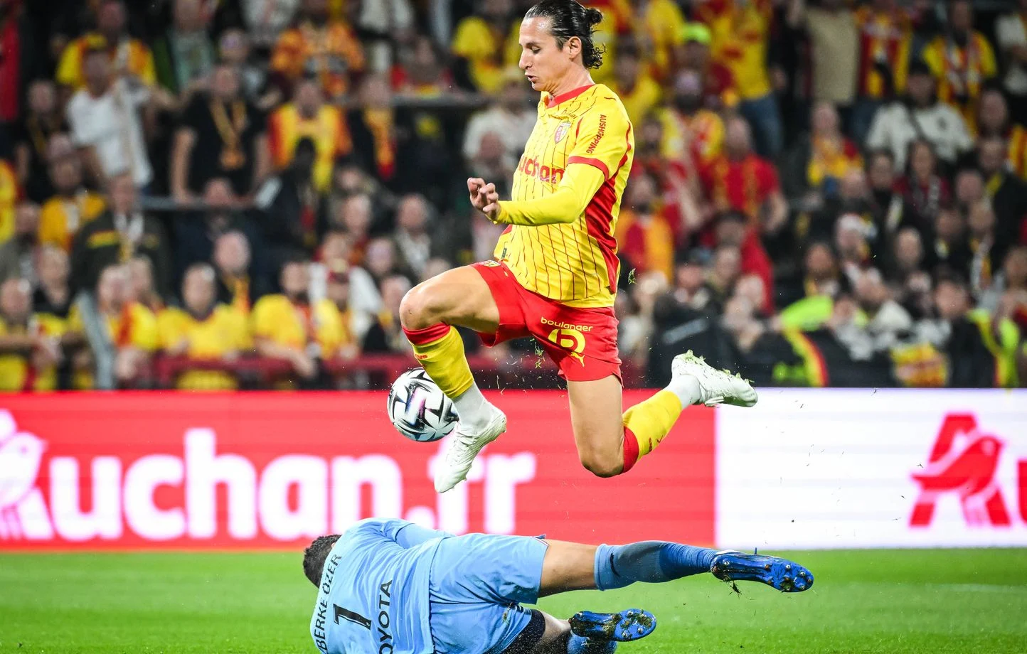1444x920_florian-thauvin-et-lens-veulent-conserver-leur-place-de-leader-de-la-ligue-1
